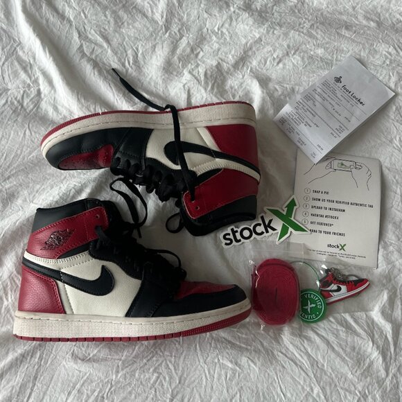Air Jordan 1 High OG "Satin Black Toe" sneakers - Picture 1 of 6